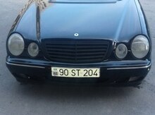 Mercedes E 240, 2001 il