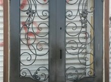 Qapı