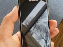 Samsung Galaxy A3 (2016)