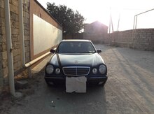 Mercedes E 220, 2000 il