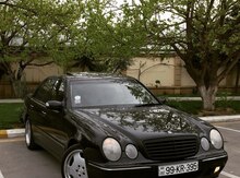 Mercedes E 220, 2001 il