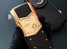 "Vertu Signature S Design Red Gold 2017"