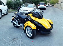 Can-Am Spyder RS, 2011 il