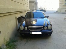 Mercedes E 240, 2000 il