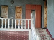 Həyət evi, Sevinc qəs.