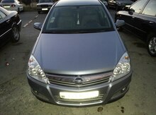 Opel Astra, 2008 год