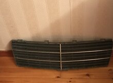 "Mercedes" radiator barmaqlığı