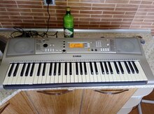 Sintezator "Yamaha Psr E313"
