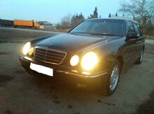 Mercedes E 220, 2000 il