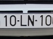 Avtomobil qeydiyyat nişanı - 10-LN-106