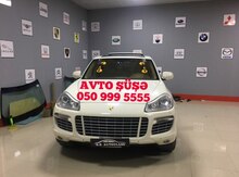 "Porsche Cayenne" şüşələri