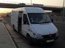Yük maşını "Mercedes-Benz"