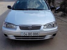 Toyota Camry, 2001 il