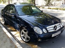 Mercedes E 240, 2004 il