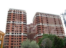 4-otaqlı yeni tikili, Səməd Vurğun küç., 178 m²