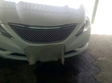 "Hyundai Sonata" radiator barmaqlığı