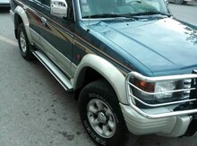 Mitsubishi Pajero, 1995 il