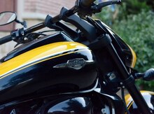 Mотоцикл "Suzuki intruder"