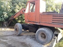 Traktor "Belarus Ek 3322", 1981 il