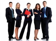 Ofis menecerı tələb olunur