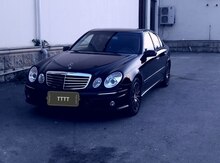 Mercedes E 240, 2004 il