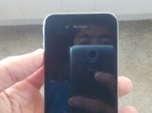 Apple iPhone 4