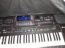 Sintezator "Roland E 96"