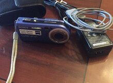 Fotoaparat "Sony Cybershot DSCP100"