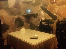 Ofisiant xanım tələb olunur