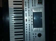 "Korg pa 80" sintezator