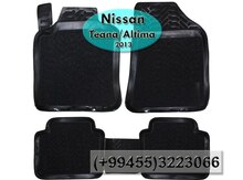 "Nissan" ayaqaltıları