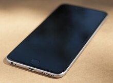 Apple iPhone 6