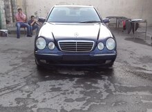 Mercedes E 200, 1999 il