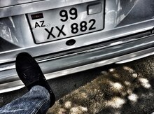 Avtomobil qeydiyyat nişanı - 99-XX-882