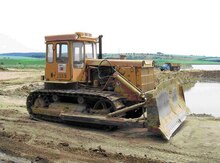 Buldozer T130, 1992