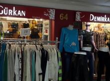 Satıcı xanım tələb olunur