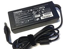 "Toshiba p775" adapteri