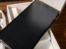 "Xiaomi və Meizu" telefonları