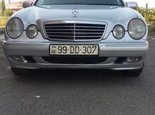 Mercedes E 220, 2000 il