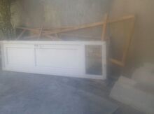 Plastik qapı