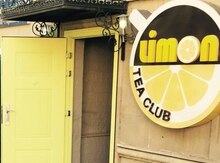 Ofisiant xanım tələb olunur