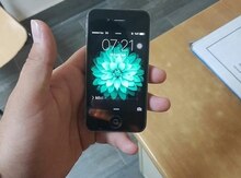 Apple iPhone 4S