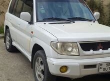 Mitsubishi Pajero io, 2000 il