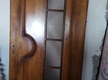 Qapı