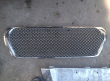 "Land Cruiser" radiator barmaqlığı