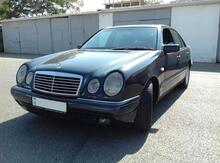 Mercedes E 220, 1998 il