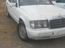 Mercedes E 230, 1985 il