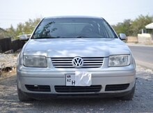 Volkswagen Bora, 2000 il