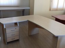 Ofis masası