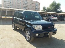 Mitsubishi Pajero io, 2000 il